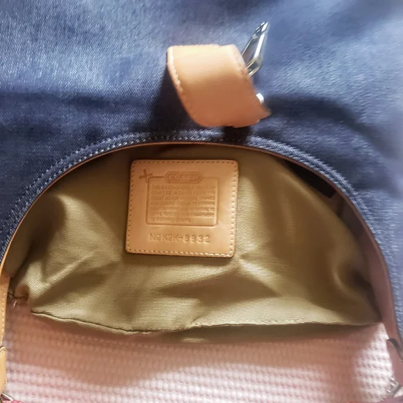 SOLD - COACH Vintage  Y2K  Hampton Hobo Purse - Denim - Picture 9 of 13